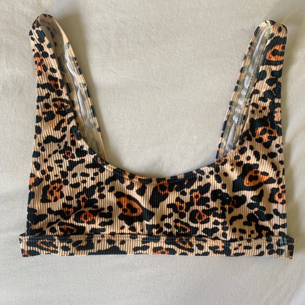 Leopard print bikini top
